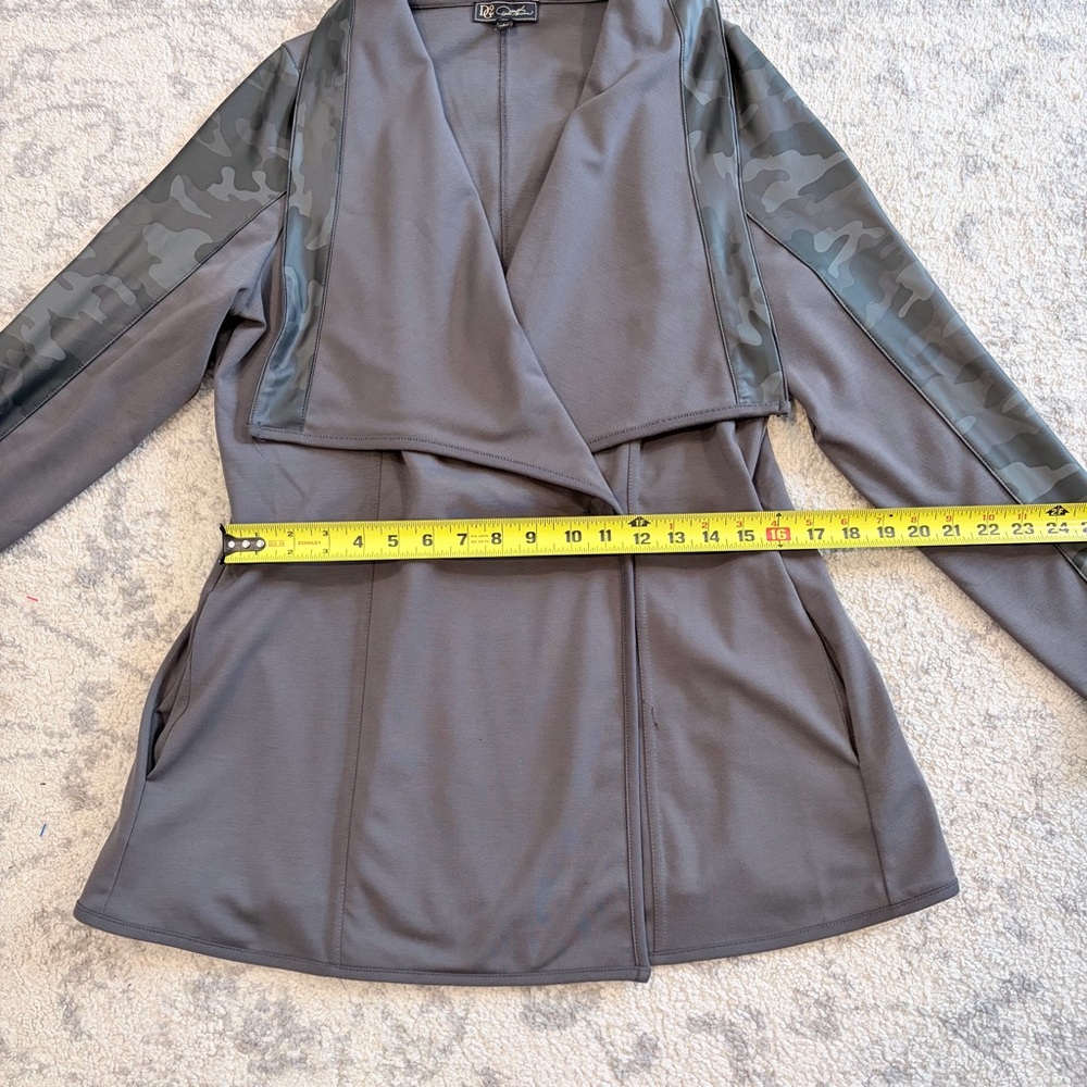 DG2 Diane Gilman Gray Draped Blazer Camo Sleeve Stretch Jacket Womens L Ponte - Picture 7 of 10